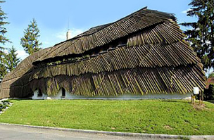 A baki faluház
