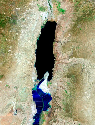 A Holt-tenger műholdfelvételen
