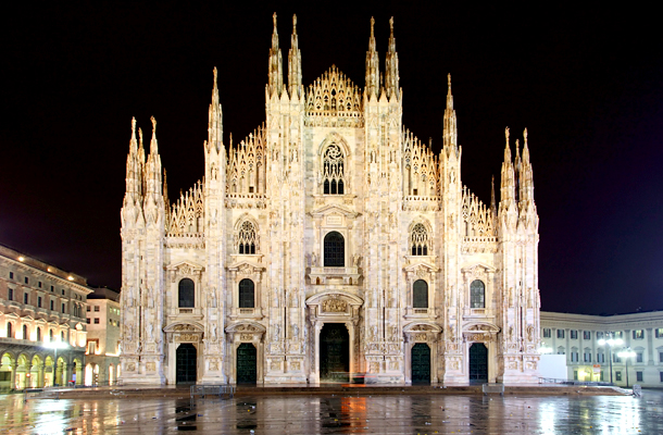 A milánói dóm monumentális épülete