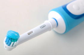 Az elektromos fogkefe helyes használata