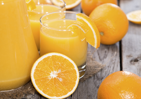 	A narancslé alapvetően kiváló vitaminforrás, ellenben savas is, amely tulajdonsága révén nagy mennyiségben fogyasztva felboríthatja a pH-egyensúlyt, sőt, károsíthatja a fogzománcot is.