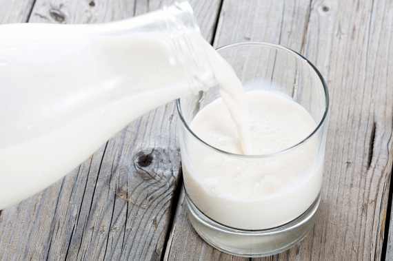 	A tej, illetve a tejtermékek is remek D-vitamin-forrást jelentenek, ráadásul kalciumban is igen gazdagok, mely szintén elengedhetetlen a megfelelő anyagcsere-működéshez, ami a fogyást, illetve tested optimális energiaszintjét is elősegítheti.
