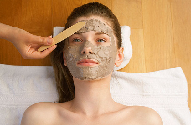 Így használd az agyagot bőrproblémák, hajhullás és migrén ellen - Egészség | Femina