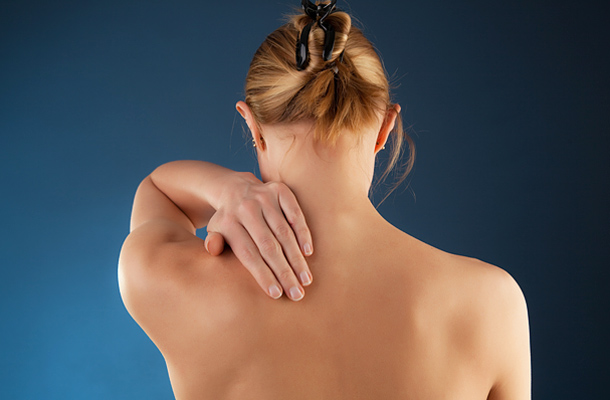 A nők a nyakukban hordják a lelküket? – A nyakfájdalmak lelki háttere