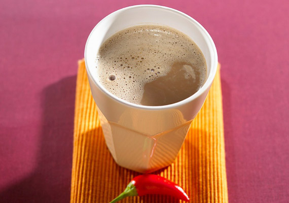 	Ha cukor nélkül és sovány tejből készíted, a kakaó jót tesz a vérkeringésednek, így az emésztésednek is.