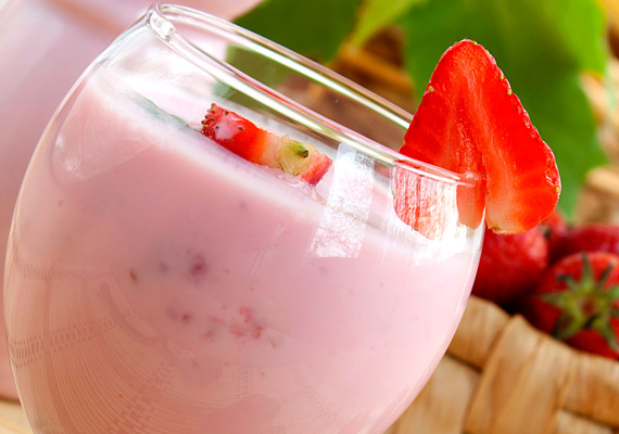 
                        	A gyümölcsös-tejes turmixok, bár egészségesek, és magas a vitamintartalmuk, nem számítanak éppen kalóriaszegénynek.