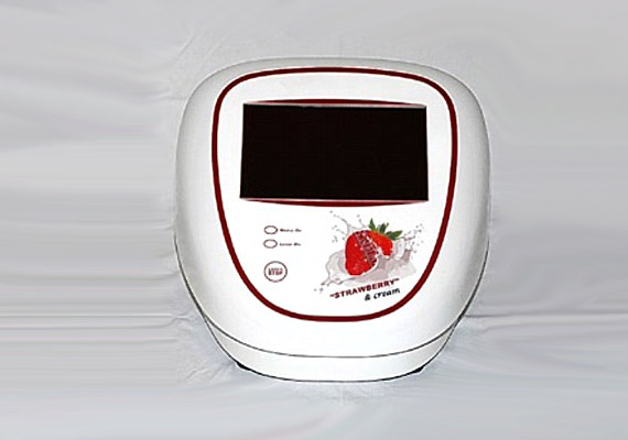 	A Strawberry Laser Lipo névre hallgató készülék azt ígéri, hogy a testre erősítve, az általa kibocsájtott lézersugarak segítik a majd zsírbontást.