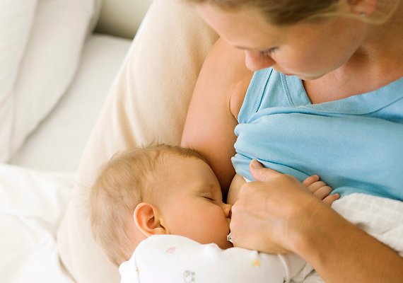 	Ha lenne tejed, ám a baba nem igazán akar szopni, talán olyan okok állnak a háttérben, amelyekre sok anyuka nem gondol. Ide kattintva megtudhatod, melyek ezek.