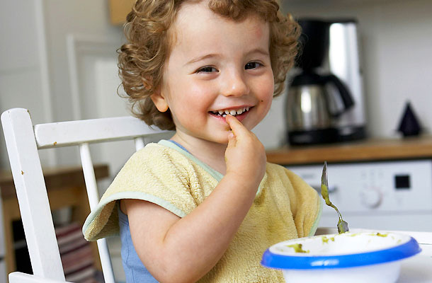 A éves kisgyermek táplálása - Kisgyermek táplálás szakemberektől