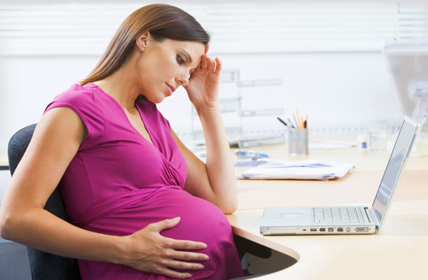 A terhesség kezdetétől védett a női munkavállaló