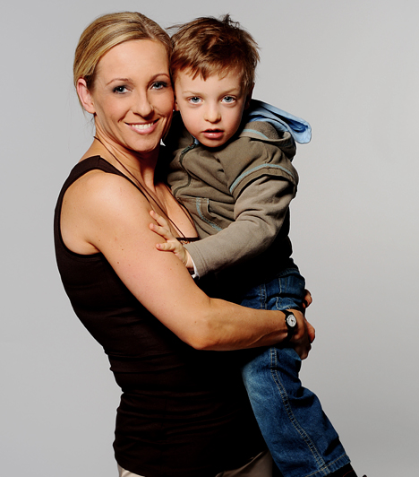  	Marsi Anikó  	A Fókusz műsorvezetője még nem volt harminc, amikor 2006-ban megszületett az első fia, Vilmos. Három évvel később pedig ismét csak egy fiúcskával kopogtatott a gólya, őt Vincére keresztelték férjével, Palik Lászlóval.