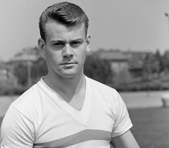 	A fiatal Szűcs Lajos -  sokan a magyar labdarúgás egyik, ha nem a legjobb hátvédjének tartják. Az év labdarúgója volt 1968-ban és 1971-ben is.