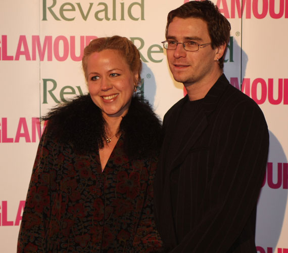 	Haumann Petra hat hónapos terhesen, 2005 augusztusában ment feleségül a Kalózok című filmből ismert Király Attilához. Két kislányuk született. A színésznő csak most árulta el, hogy titokban már két évvel ezelőtt elváltak.