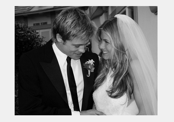 	Álompárként tartották számon Jennifer Anistont és Brad Pittet, akiknek az esküvői képe az egész világot bejárta. A tökéletes beállításkor még nem sejtették, hogy a frigy, ami 2000-ben köttetett, csak öt évig tart majd.