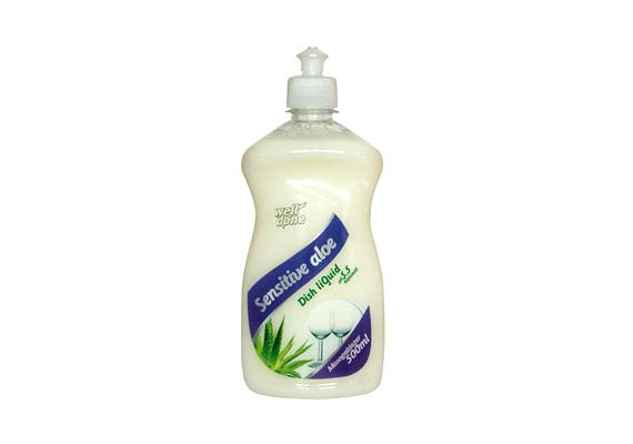 	A Well Done Sensitive mosogatószer kíméletlen a piszokhoz, azonban a kezet védi, bőrvédő anyagokat, többek között aloe verát tartalmaz.
