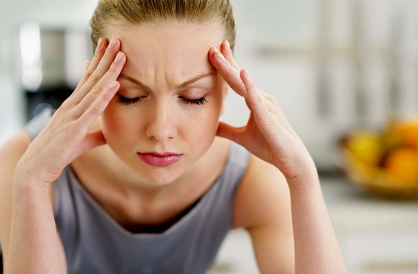 A szénmonoxid-mérgezés egyik első tünete a fejfájás