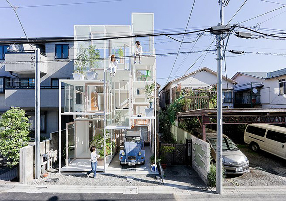 	Ez a Tokióban található épület a Sou Fujimoto Architects büszkesége.