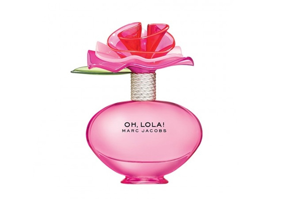 
                        	Marc Jacobs OH, Lola! nevű parfümje igazi lolitáknak való, akik a csábítás mesterei. A körte, málna, bazsarózsa, magnólia, ciklámen, szantálfa, tonkabab és vanília egyvelegének lehetetlen ellenállni. A 30 ml-es parfüm ára 12 500 forint körül mozog.