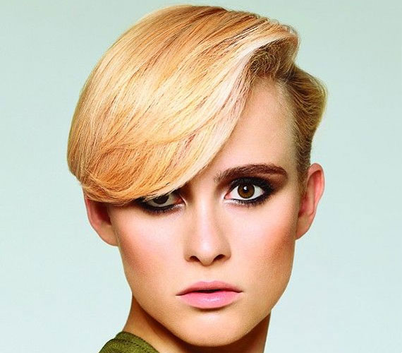 5 frizura képeken, amely csodát művel a kevés hajjal | femina.hu