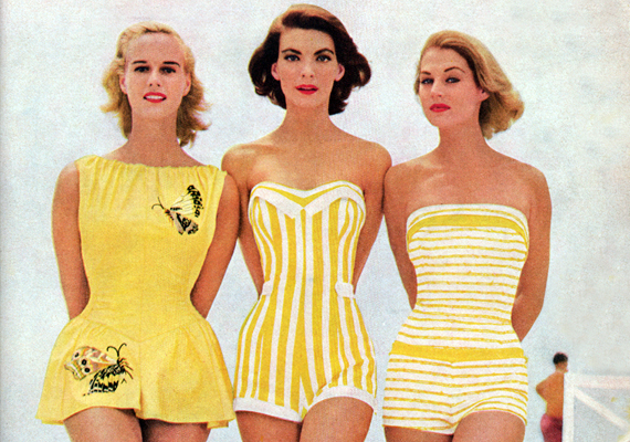 
                        	A nők fürdésre használt öltözéke fokozatosan mutatta meg a bájaikat: az '50-es években népszerűek voltak azok a fazonok, amelyek a hasat még fedték, de a derekat vagy a dekoltázst szépen kiemelték.