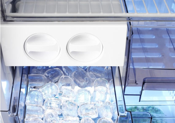 	Szép fedést szeretnél elérni? Tárold a körömlakkot 15 percig a hűtőben, mielőtt használnád!