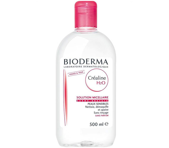
                        	A legnépszerűbb micellás víz a Biodermáé, amiben nincsenek irritáló illatanyagok, éppen ezért érzékeny bőrre is ajánlott. A Sensibio H2O nem a legolcsóbb, a 250 ml változat 3500 forint körüli összegbe kerül, de sokszor lehet akcióban kapni, érdemes akkor vásárolni.