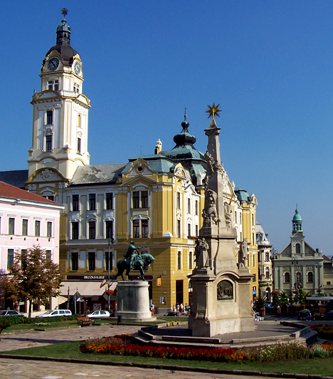 
                        	Pécs
                        	Pécs igazi kulturális főváros, nem véletlen, hogy sokan az ország legszebb városának tartják. A Baranya megyei város számos múzeumnak otthont ad, emellett török kori, sőt, ókeresztély emlékek is találhatóak területén.