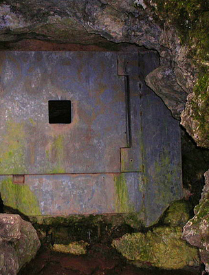 A barlang Pipa nevű bejárata