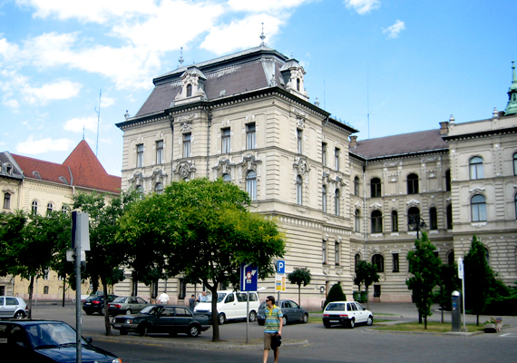 	A műemlékekben és vizekben igen gazdag Győr a hatodik helyet érdemelte ki.