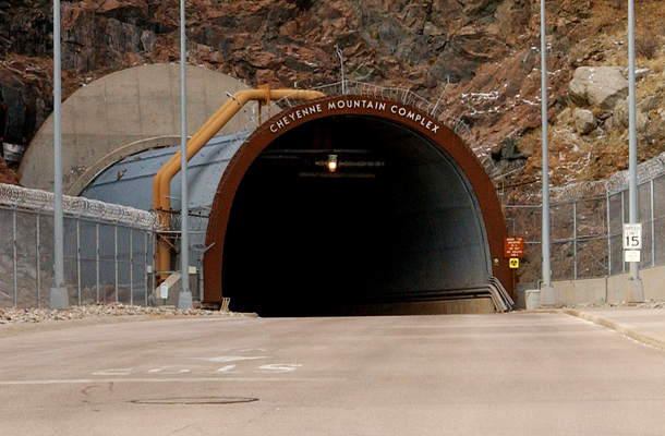A Cheyenne-hegyi bunker bejárata