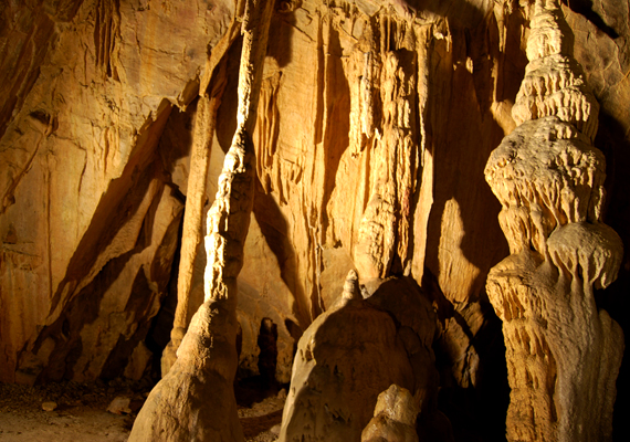 	A lillafüredi Szent István-barlang gyógybarlang, illetve fokozottan védett természeti érték.