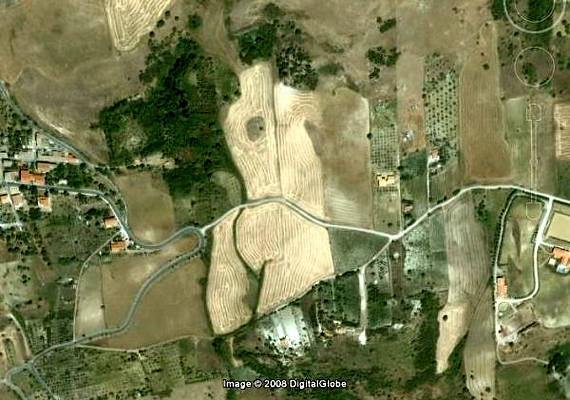 	A meztelen női sziluettet Szicília területén fedezték fel a Google Earth segítségével. Kattints ide, és nézz meg még több vicces találatot!
