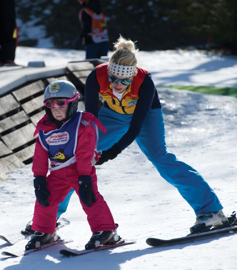  	Sí- és snowboard pályák kezdőknek  	A Gerlitzen-síterep a kezdőknek és újrakezdőknek is kitűnő választás, nem hiába tüntették ki az "Üdvözöljük a kezdőket" érdemjeggyel - Karintia tartomány síterepei közül egyedüliként. A gyerekek a "Jegesmedve-birodalomban" játékosan sajátíthatják el a síelés alapjait.