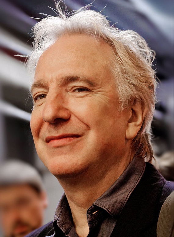 Alan Rickman 2015 augusztusában esett át egy enyhébb agyvérzésen, ekkor derült ki, hogy hasnyálmirigyrákban szenved. A világhírű angol színész a legközelebbi hozzátartozóin kívül nem árulta el senkinek, hogy halálos beteg. 2016. január 14-én hunyt el 69 éves korában, egy londoni kórházban, szerettei és barátai körében.